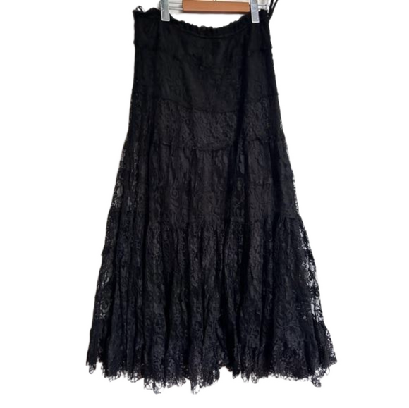 Solitaire Dresses & Skirts - Solitaire Goth Lace Floral Flare
Skirt ruffled boho maxi Crochet Lace Overlay